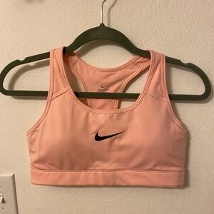 Nike Swoosh Medium Support Women's Padded Sports Bra